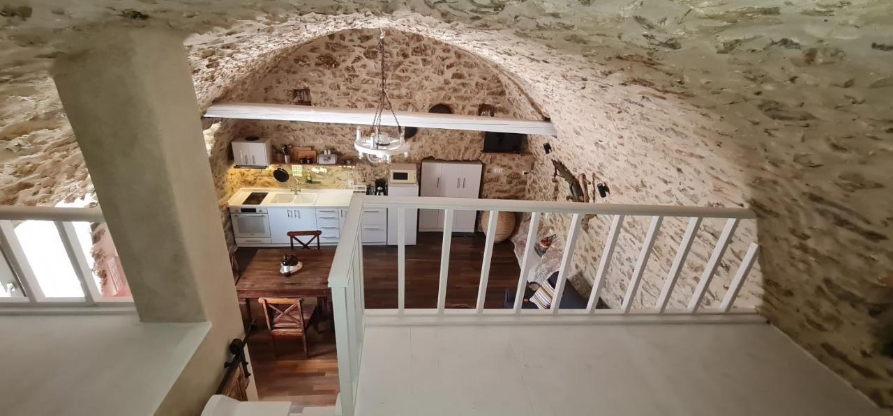 Olive Oil Mill Apartment Kokkala Екстериор снимка