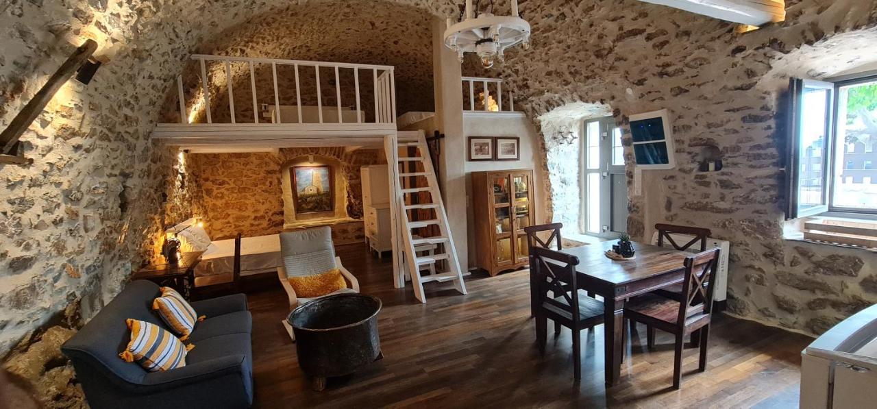 Olive Oil Mill Apartment Kokkala Екстериор снимка