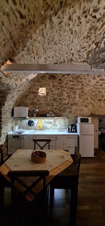 Olive Oil Mill Apartment Kokkala Екстериор снимка