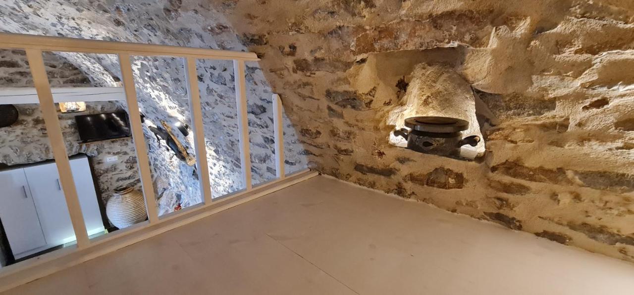 Olive Oil Mill Apartment Kokkala Екстериор снимка